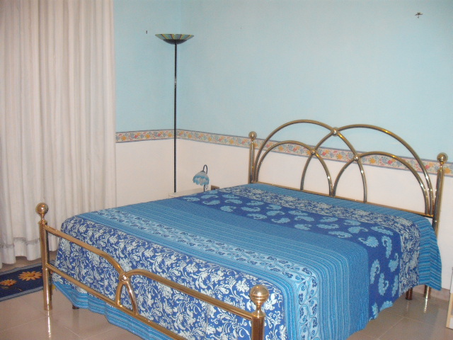 bilo vacanze a portocesareo - camera da letto